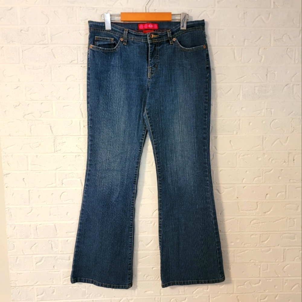 vintage y2k low rise flared jeans flare studded stretch indie clubbing